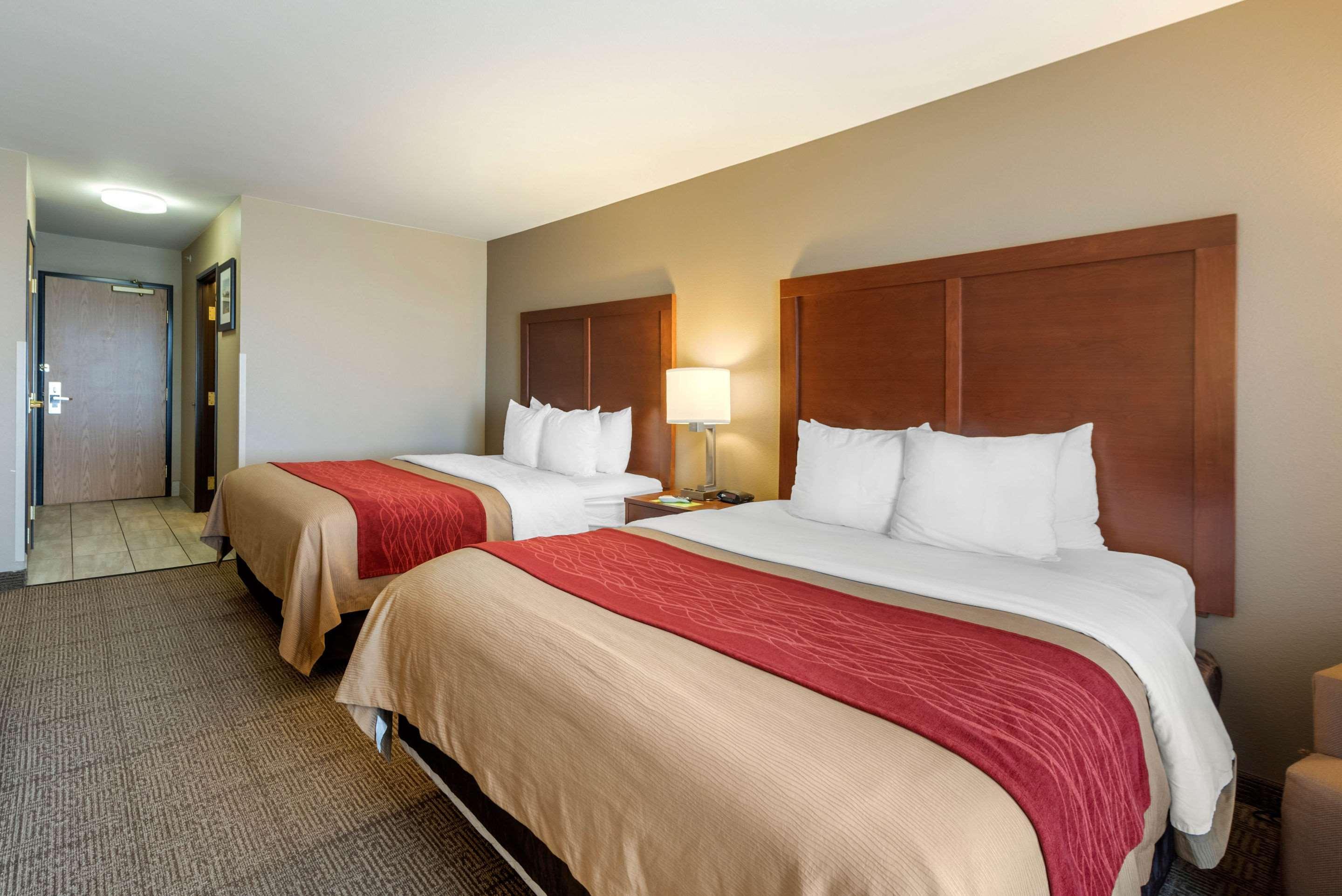 Comfort Inn Limon Exterior photo