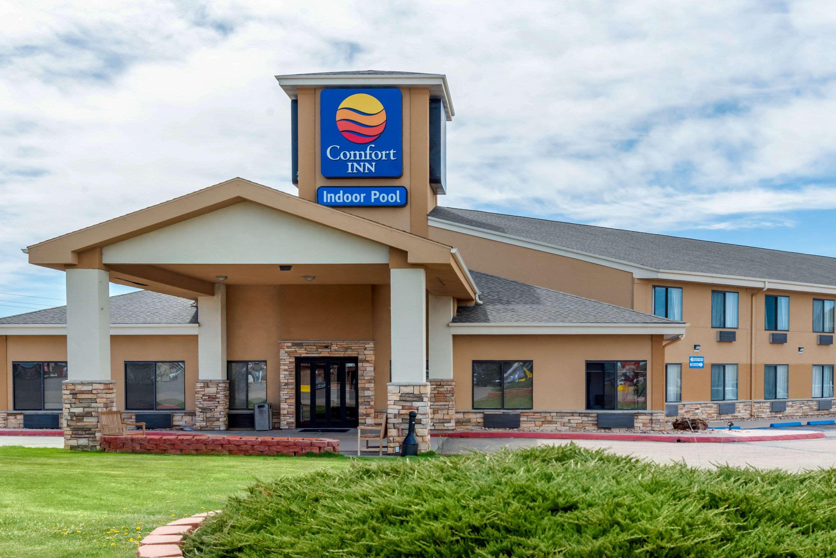 Comfort Inn Limon Exterior photo